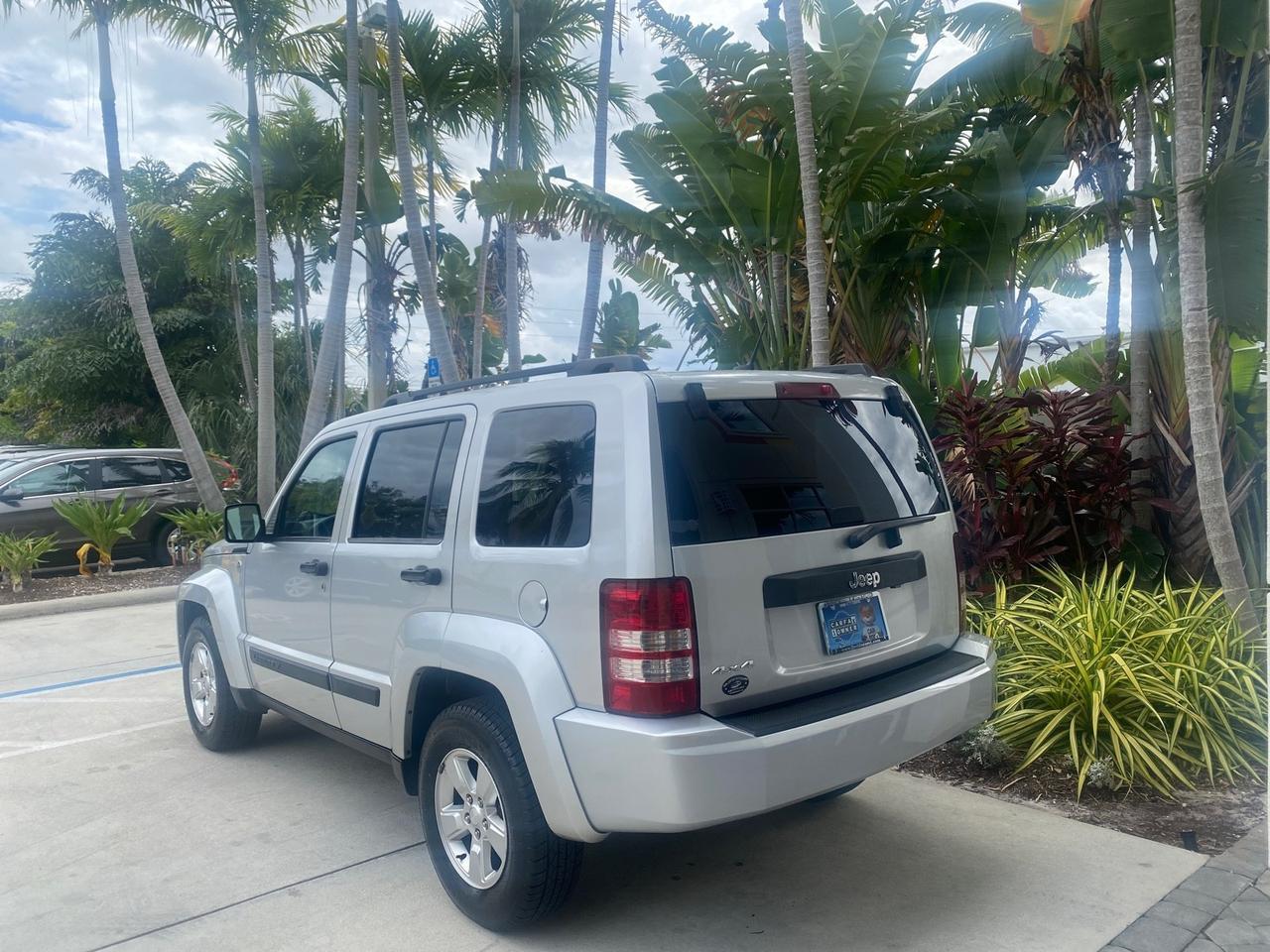 2010 Jeep Liberty Sport 4WD NO ACCIDENTS Pompano Beach FL