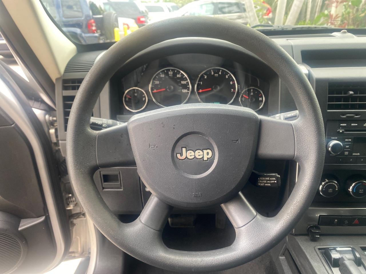 2010 Jeep Liberty Sport 4WD NO ACCIDENTS Pompano Beach FL