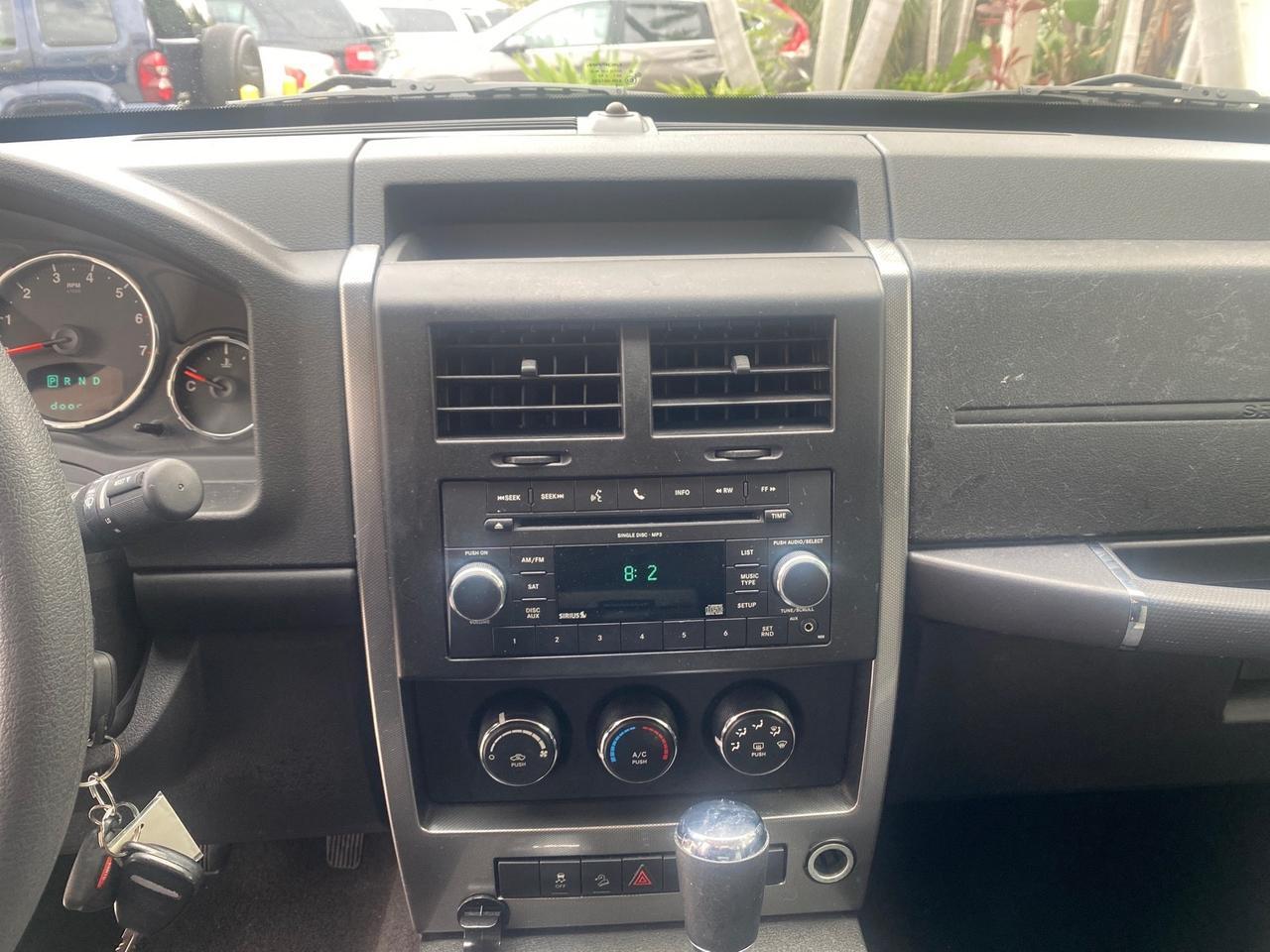 2010 Jeep Liberty Sport 4WD NO ACCIDENTS Pompano Beach FL