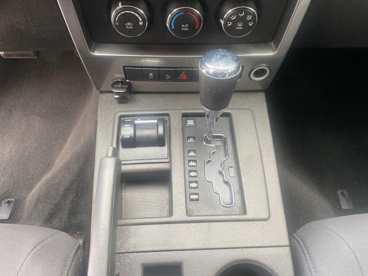 2010 Jeep Liberty Sport 4WD NO ACCIDENTS Pompano Beach FL