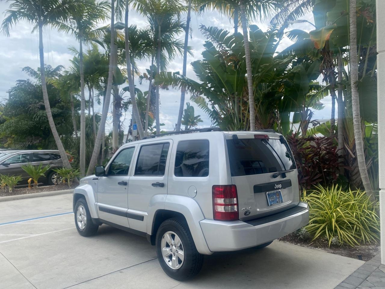 2010 Jeep Liberty Sport 4WD NO ACCIDENTS Pompano Beach FL