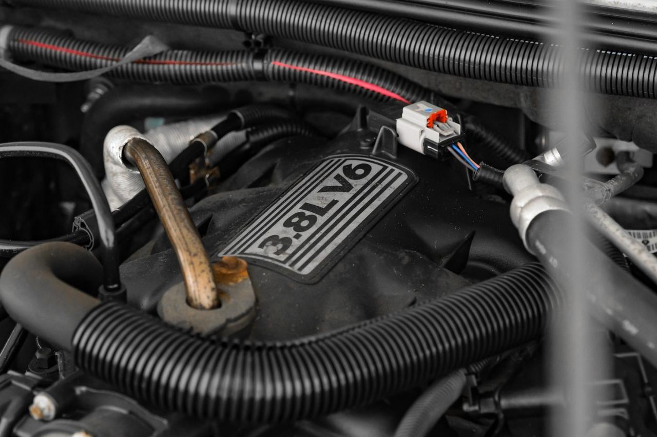 2010 Jeep Wrangler SPORT 4WD SOFT TOP CONVERTIBLE CRUISE CONTROL REMOTE KEYLESS ENTRY ALLOY WHEELS Carrollton TX