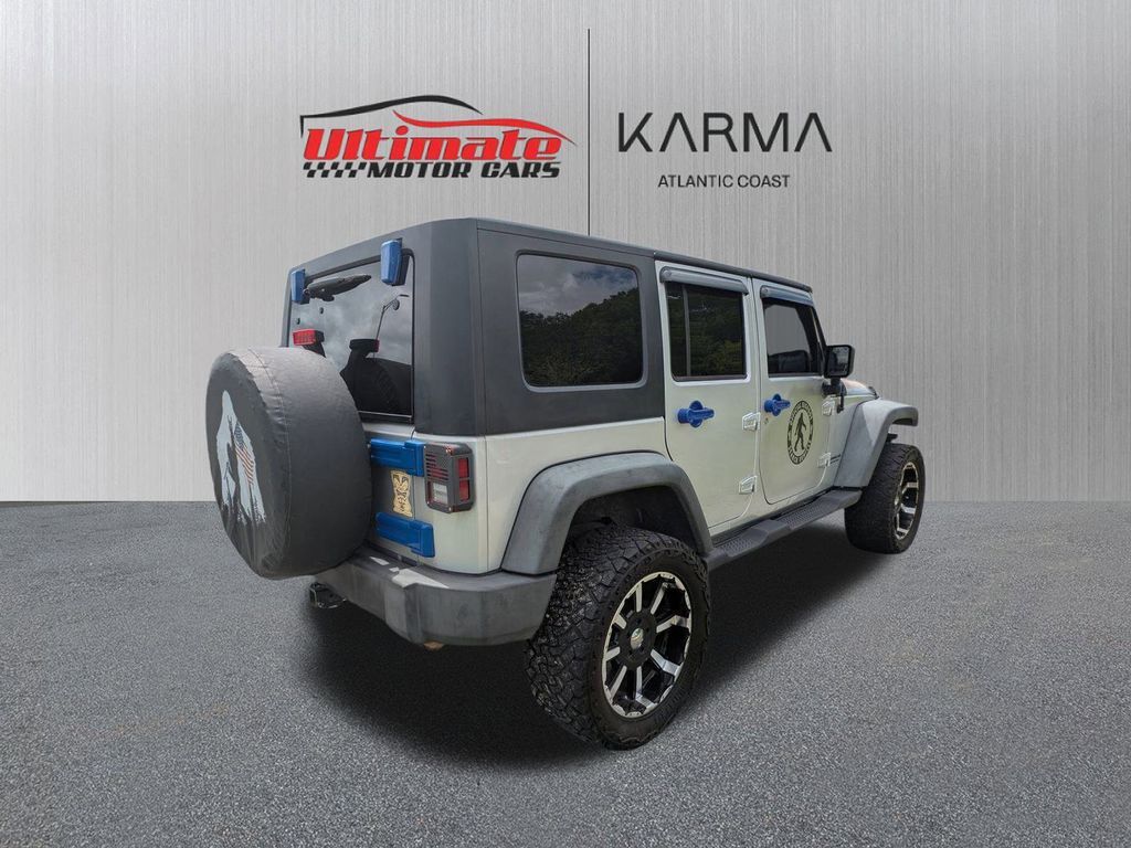 2010 Jeep Wrangler Unlimited Islander