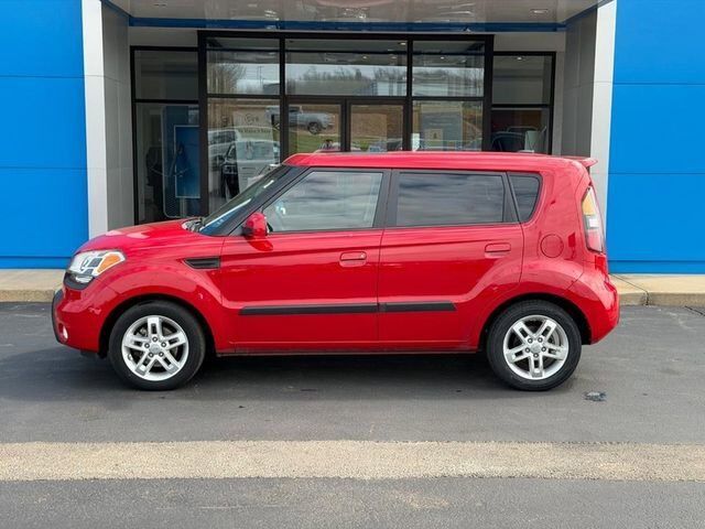 2010 Kia Soul +