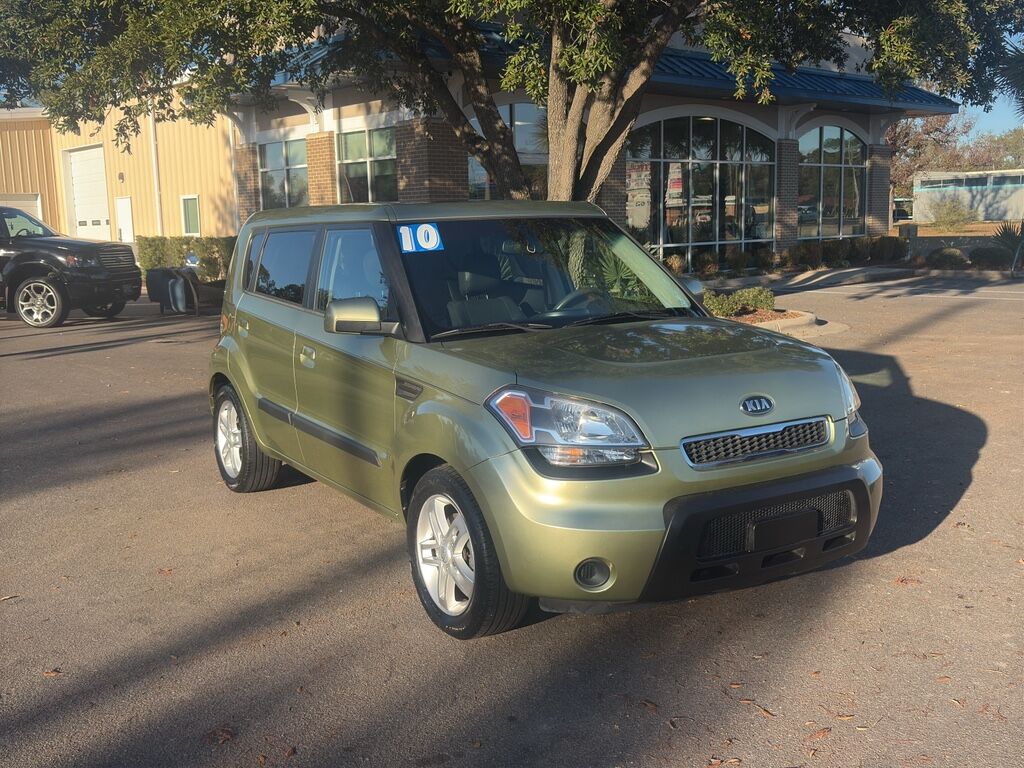 2010 Kia Soul +