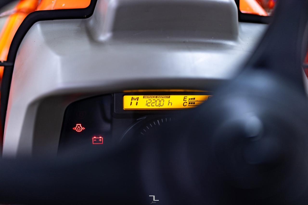 2010 Kubota L4740D HSTC 4WD Tractor Loader Diesel Cab Red Deer AB