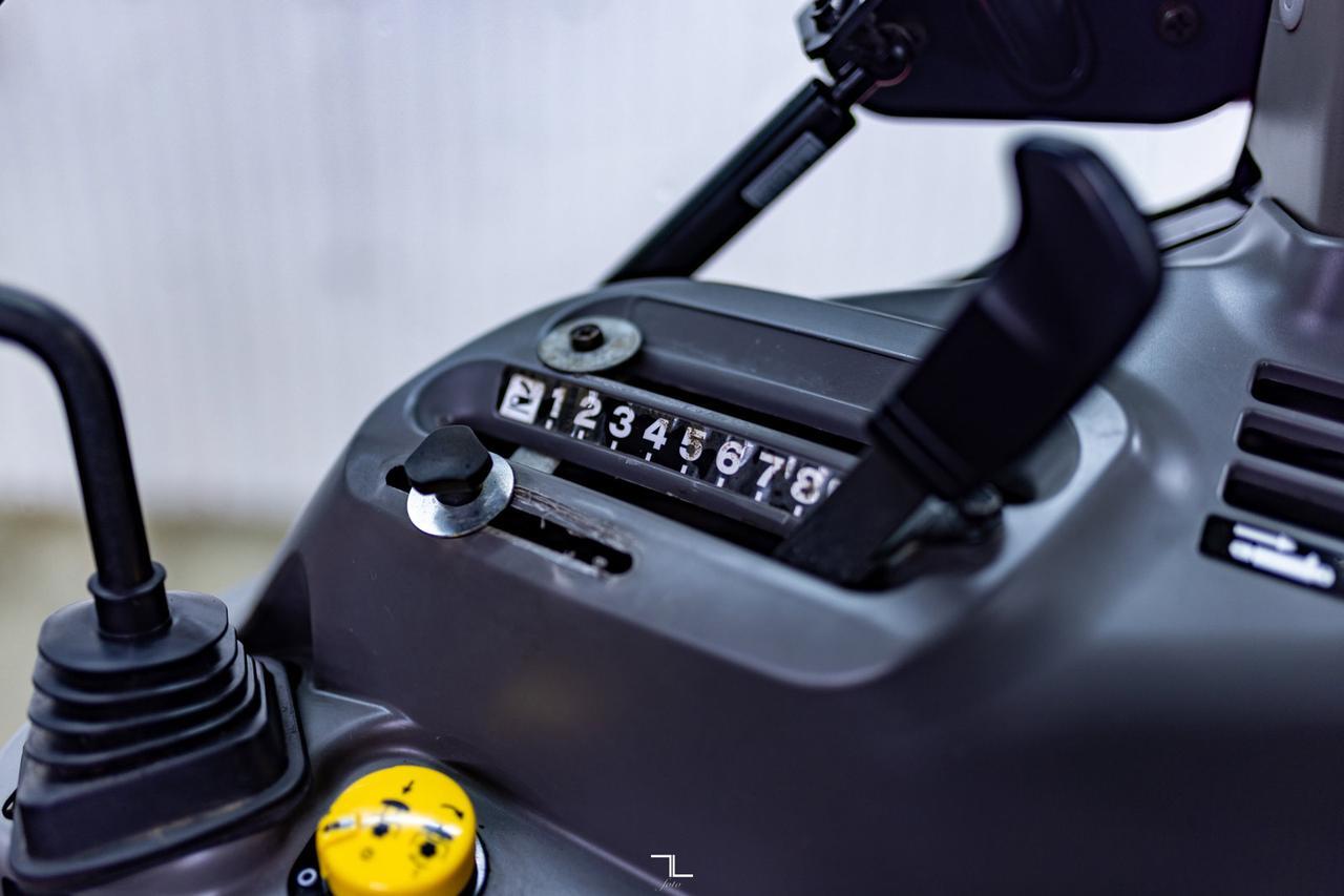 2010 Kubota L4740D HSTC 4WD Tractor Loader Diesel Cab Red Deer AB