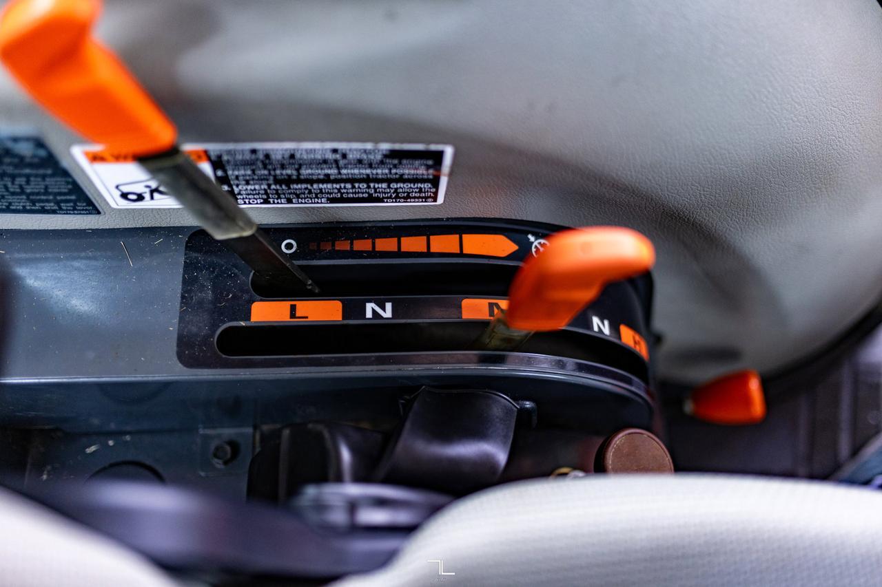 2010 Kubota L4740D HSTC 4WD Tractor Loader Diesel Cab Red Deer AB