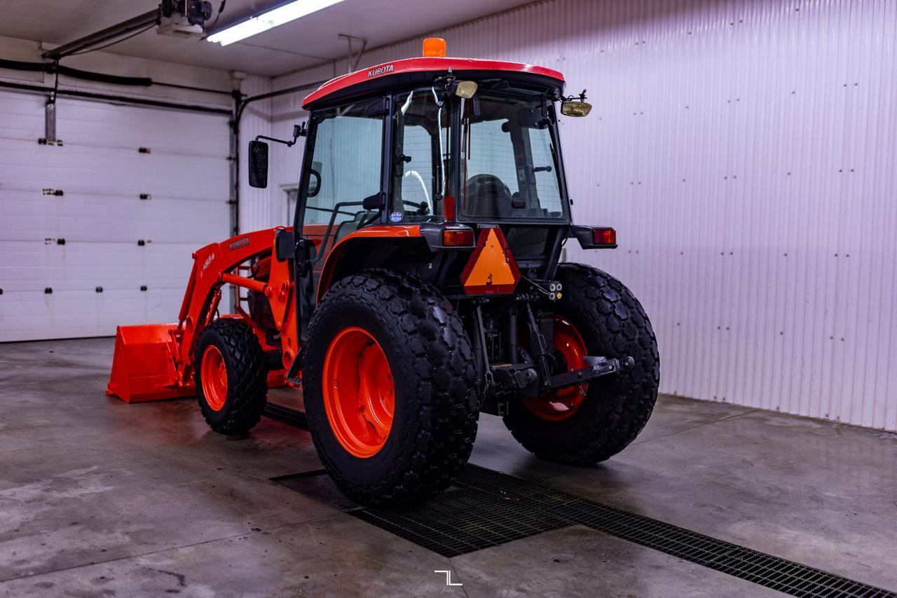 2010 Kubota L4740D HSTC 4WD Tractor Loader Diesel Cab Red Deer AB