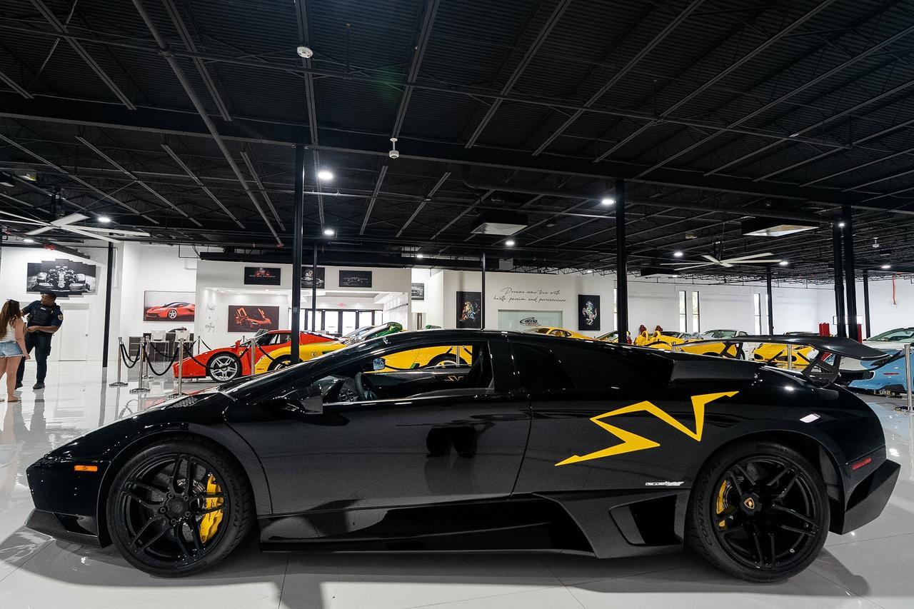 2010 Lamborghini Murcielago LP670-4 SuperVeloce Nero Aldebaran paint, yellow calipers/SV graphic, bespoke interior AND MORE!!