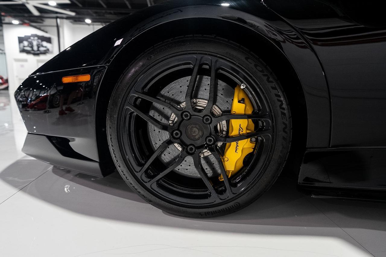 2010 Lamborghini Murcielago LP670-4 SuperVeloce Nero Aldebaran paint, yellow calipers/SV graphic, bespoke interior AND MORE!! Fort Lauderdale FL
