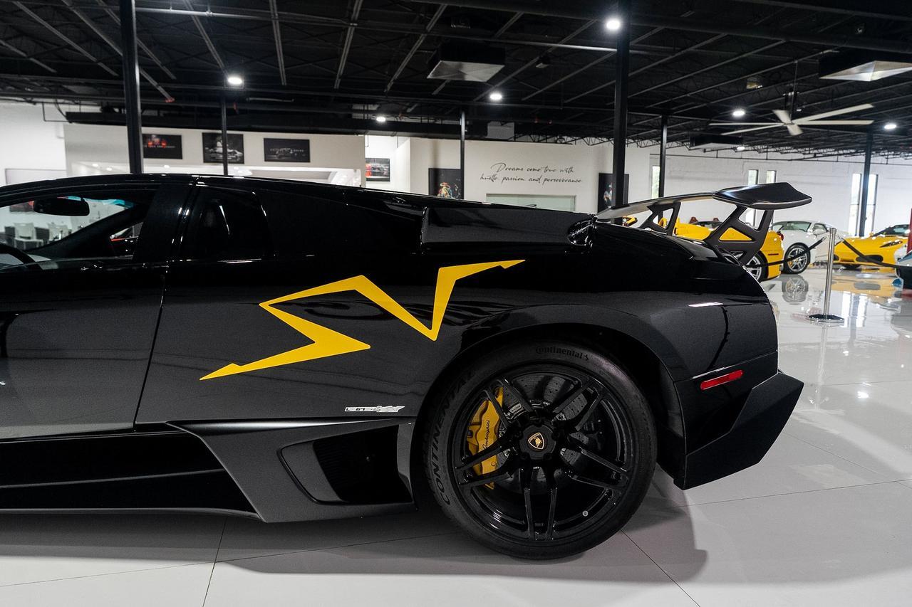 2010 Lamborghini Murcielago LP670-4 SuperVeloce Nero Aldebaran paint, yellow calipers/SV graphic, bespoke interior AND MORE!! Fort Lauderdale FL