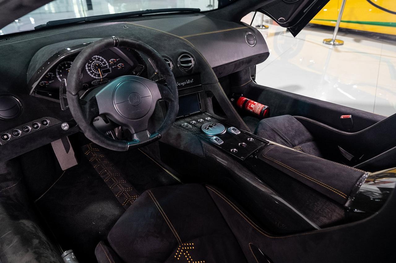 2010 Lamborghini Murcielago LP670-4 SuperVeloce Nero Aldebaran paint, yellow calipers/SV graphic, bespoke interior AND MORE!! Fort Lauderdale FL
