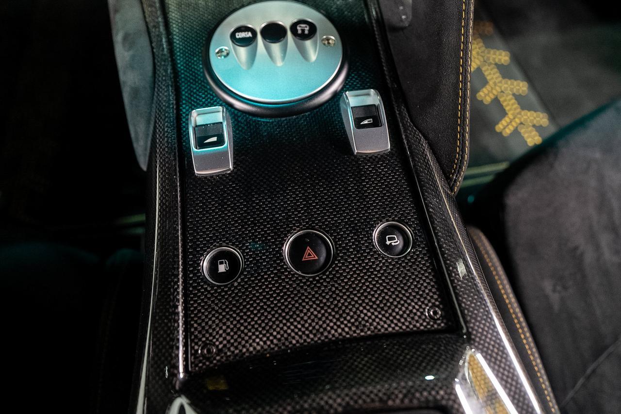 2010 Lamborghini Murcielago LP670-4 SuperVeloce Nero Aldebaran paint, yellow calipers/SV graphic, bespoke interior AND MORE!! Fort Lauderdale FL