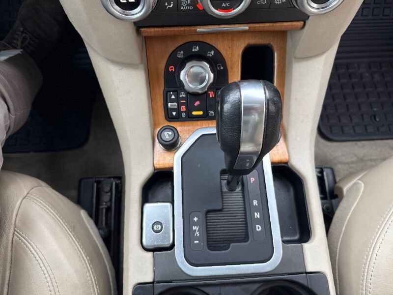 2010 Land Rover LR4 HSE LUX w/ HSE LUX Plus Package 7 Seat Comfort Package Arlington VA