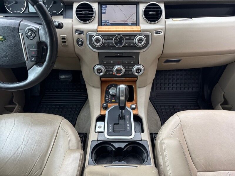 2010 Land Rover LR4 HSE LUX w/ HSE LUX Plus Package 7 Seat Comfort Package Arlington VA