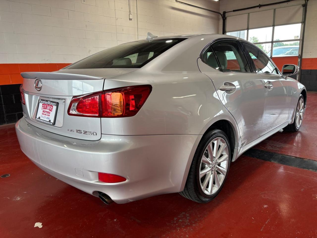 2010 Lexus IS 250 Base Franklin OH