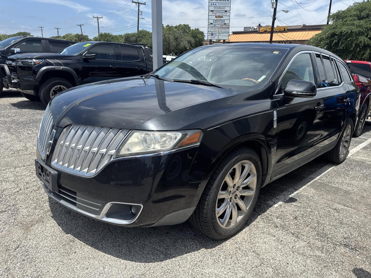 2010 Lincoln MKT