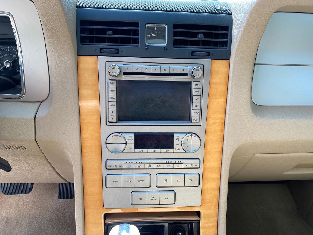 2010 Lincoln Navigator 4WD SUNROOF LOW MILES 31,209 Pompano Beach FL