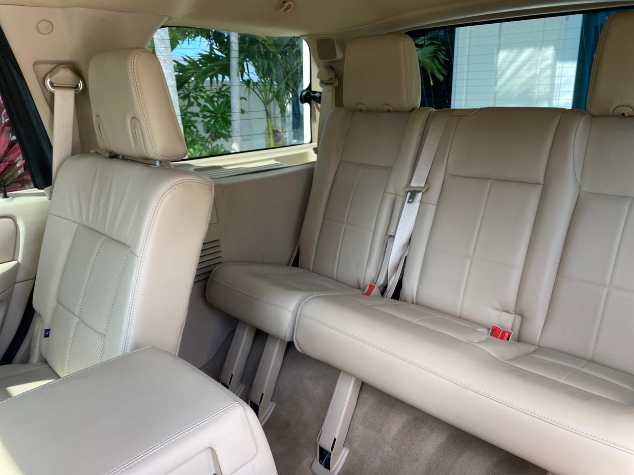 2010 Lincoln Navigator 4WD SUNROOF LOW MILES 31,209 Pompano Beach FL
