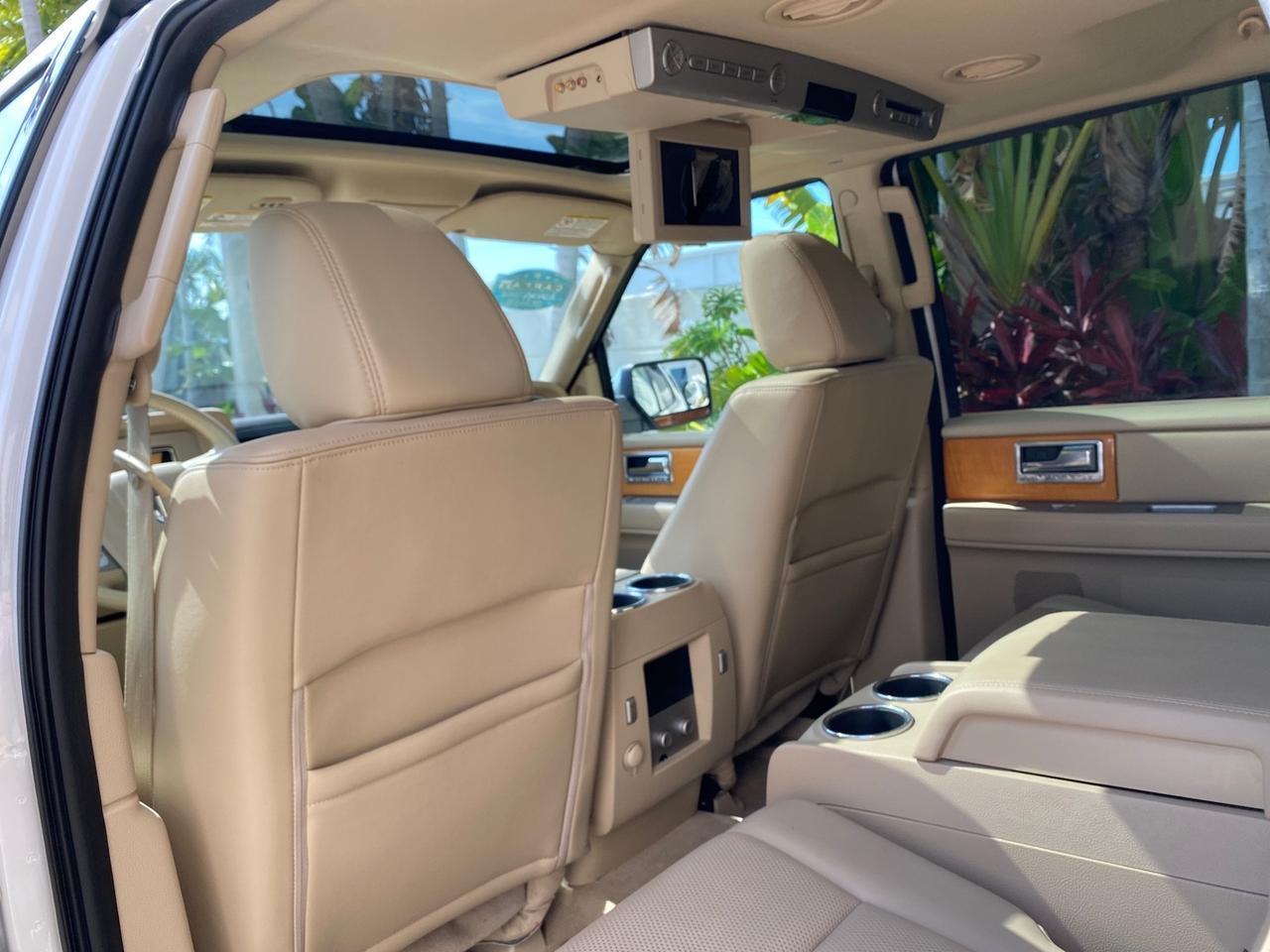 2010 Lincoln Navigator 4WD SUNROOF LOW MILES 31,209 Pompano Beach FL