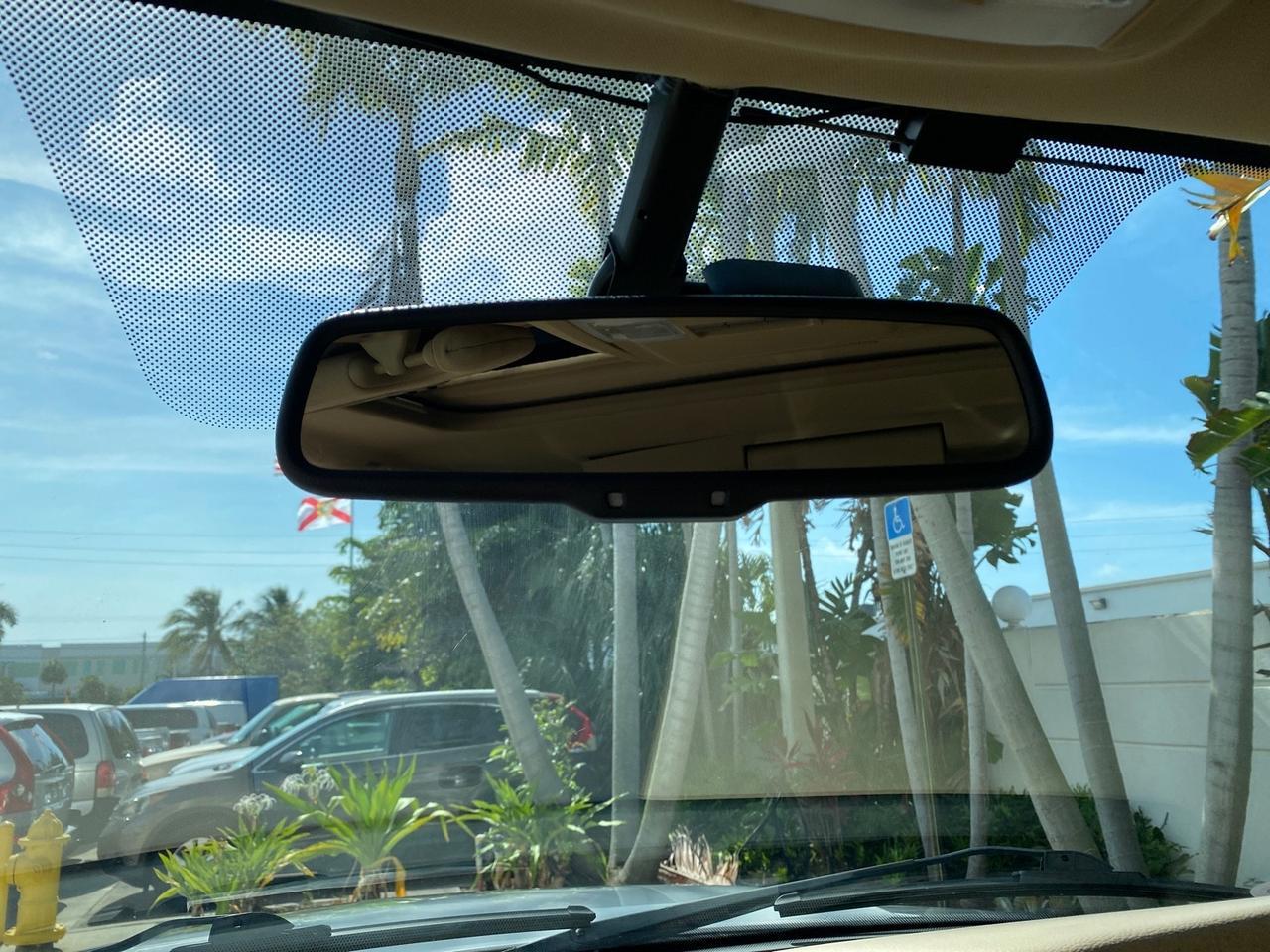2010 Lincoln Navigator 4WD SUNROOF LOW MILES 31,209 Pompano Beach FL