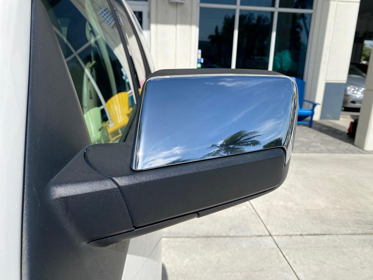 2010 Lincoln Navigator 4WD SUNROOF LOW MILES 31,209 Pompano Beach FL