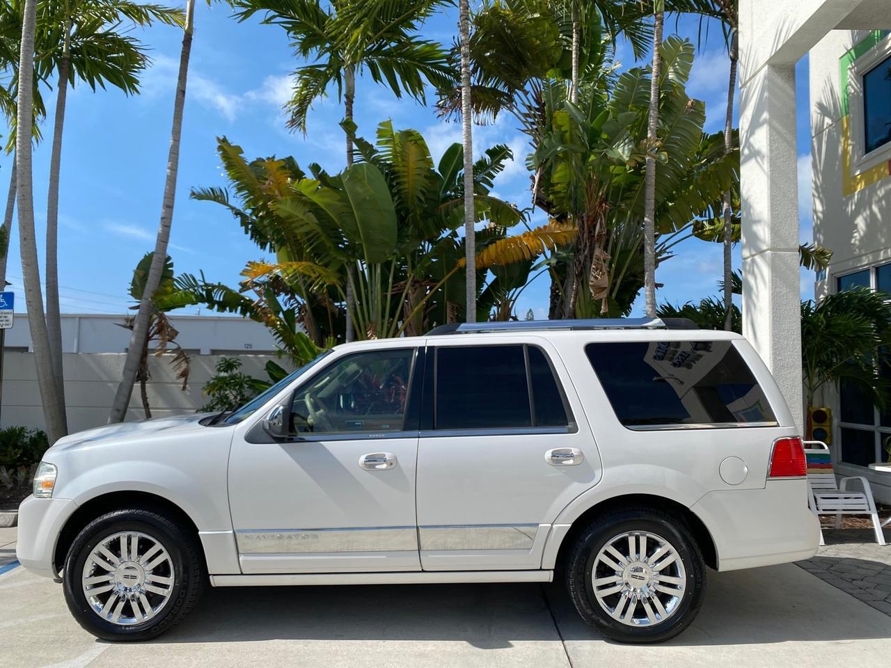 2010 Lincoln Navigator 4WD SUNROOF LOW MILES 31,209 Pompano Beach FL