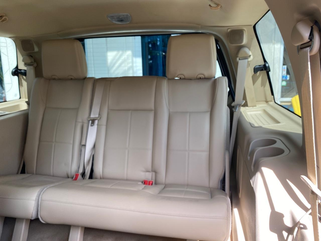 2010 Lincoln Navigator 4WD SUNROOF LOW MILES 31,209 Pompano Beach FL
