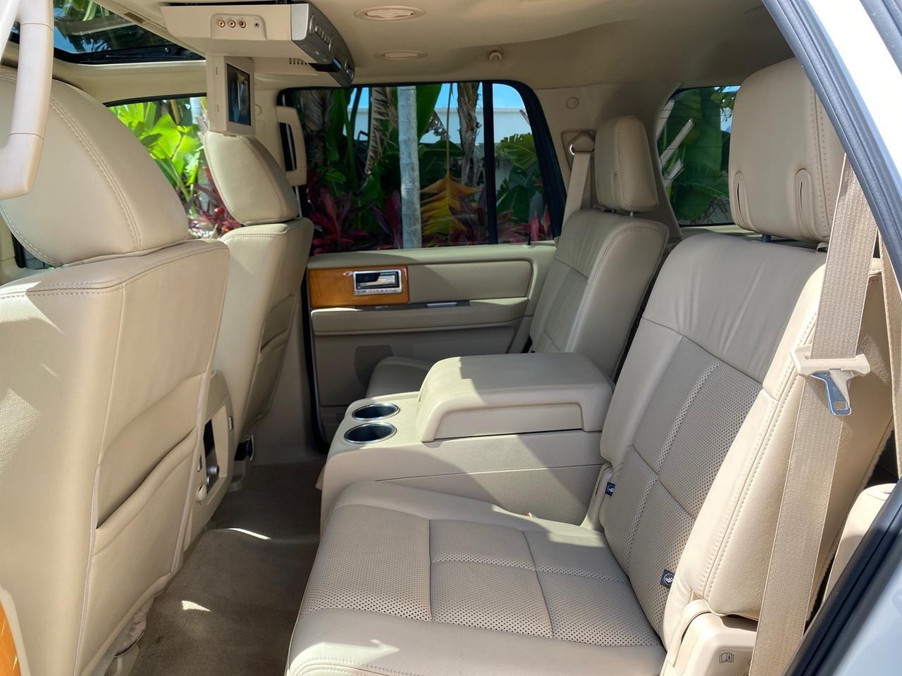 2010 Lincoln Navigator 4WD SUNROOF LOW MILES 31,209 Pompano Beach FL