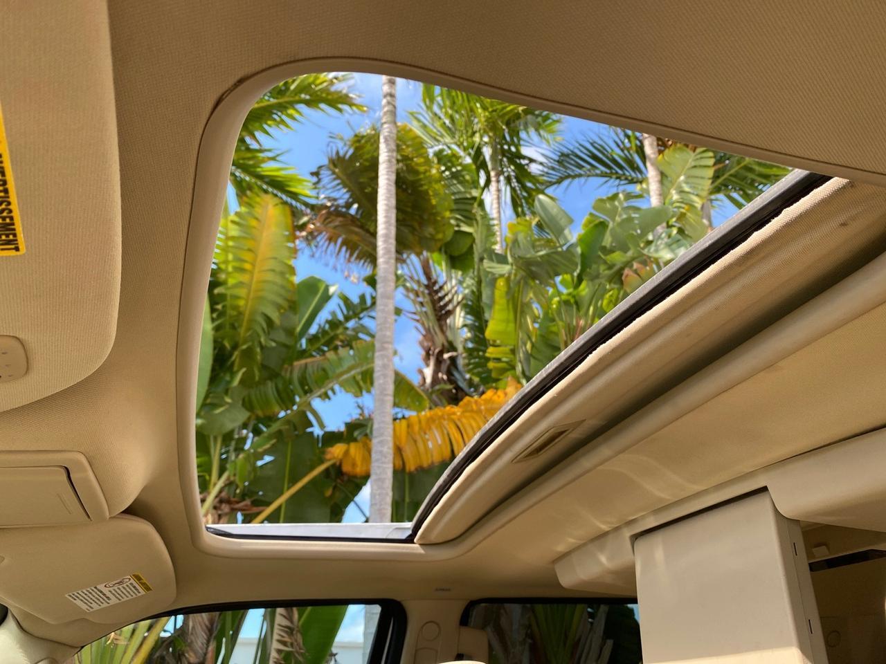 2010 Lincoln Navigator 4WD SUNROOF LOW MILES 31,209 Pompano Beach FL