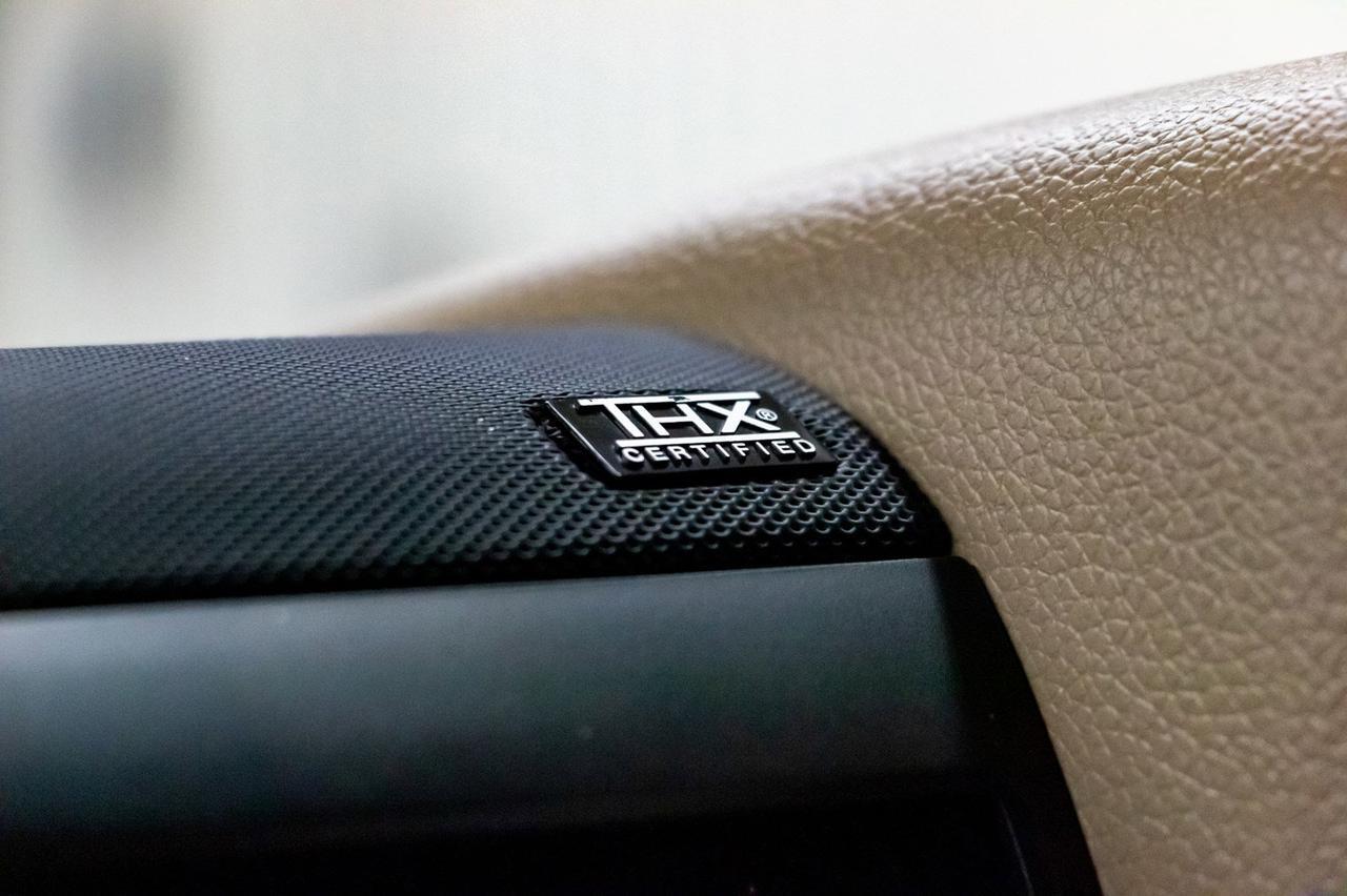 2010 Lincoln Navigator AWD Ultimate Leather Roof Nav BCam Red Deer AB