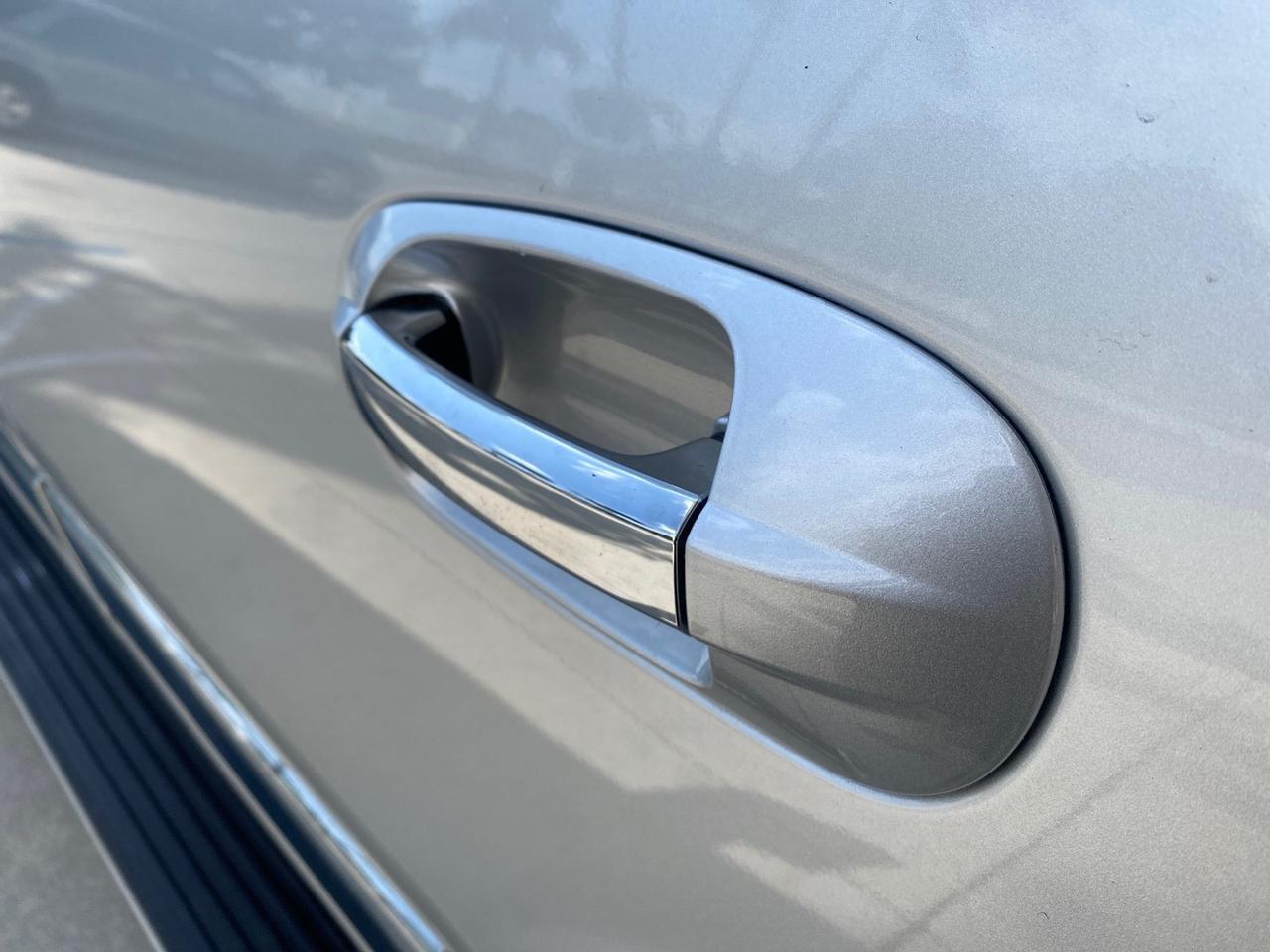 2010 Lincoln Navigator LOW MILES 49,245 NAV SUNROOF Pompano Beach FL