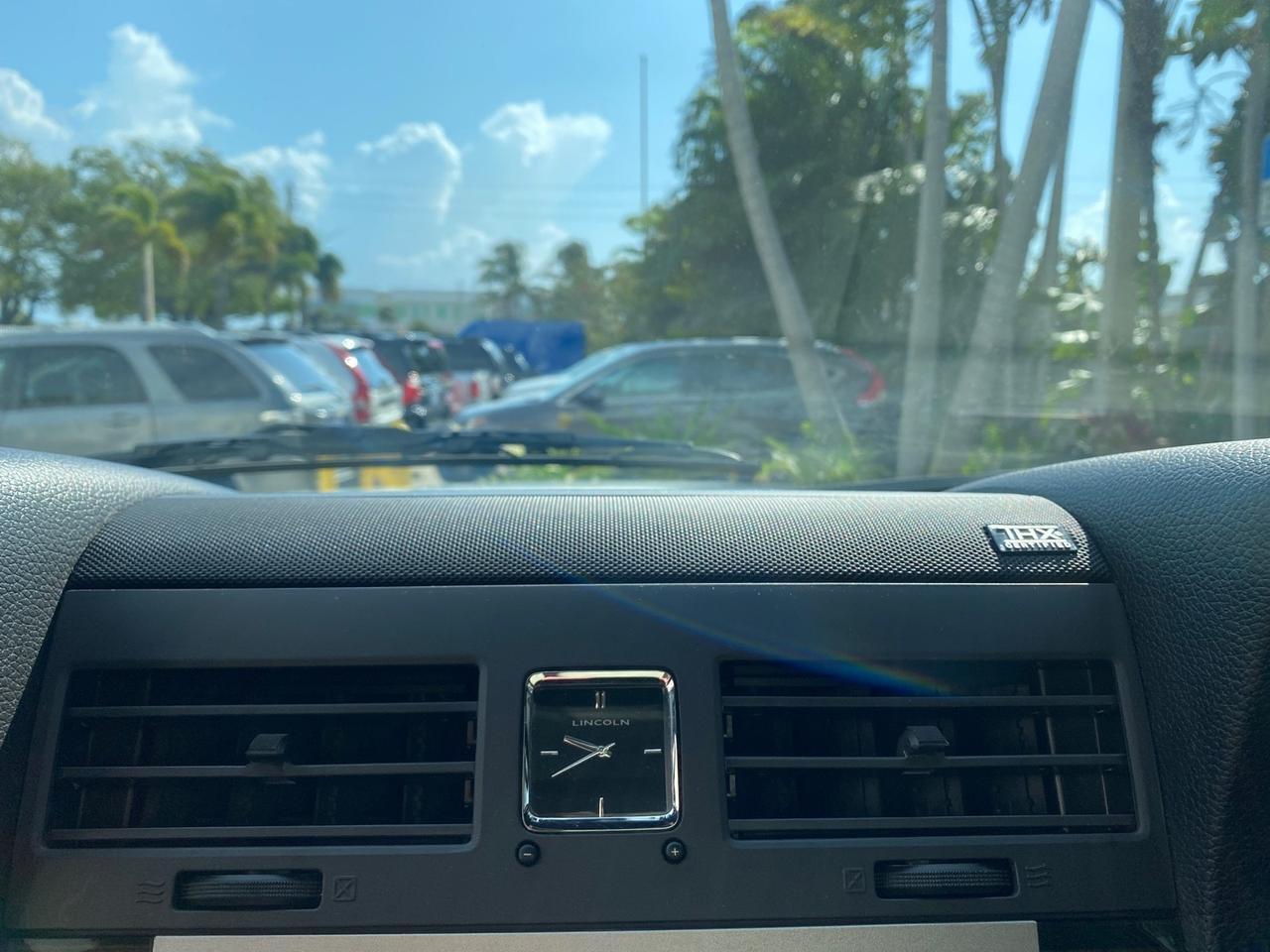 2010 Lincoln Navigator LOW MILES 49,245 NAV SUNROOF Pompano Beach FL