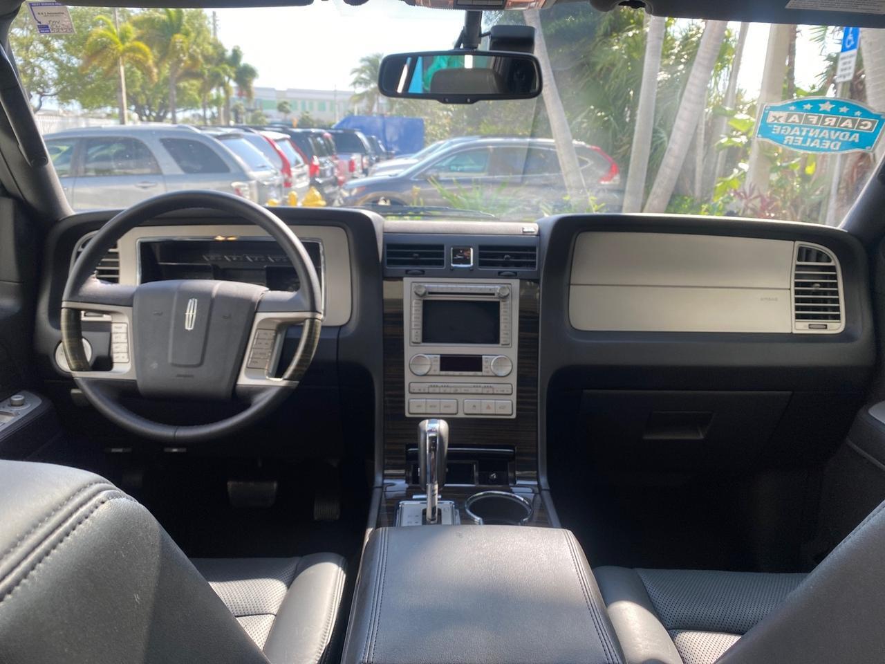 2010 Lincoln Navigator LOW MILES 49,245 NAV SUNROOF Pompano Beach FL