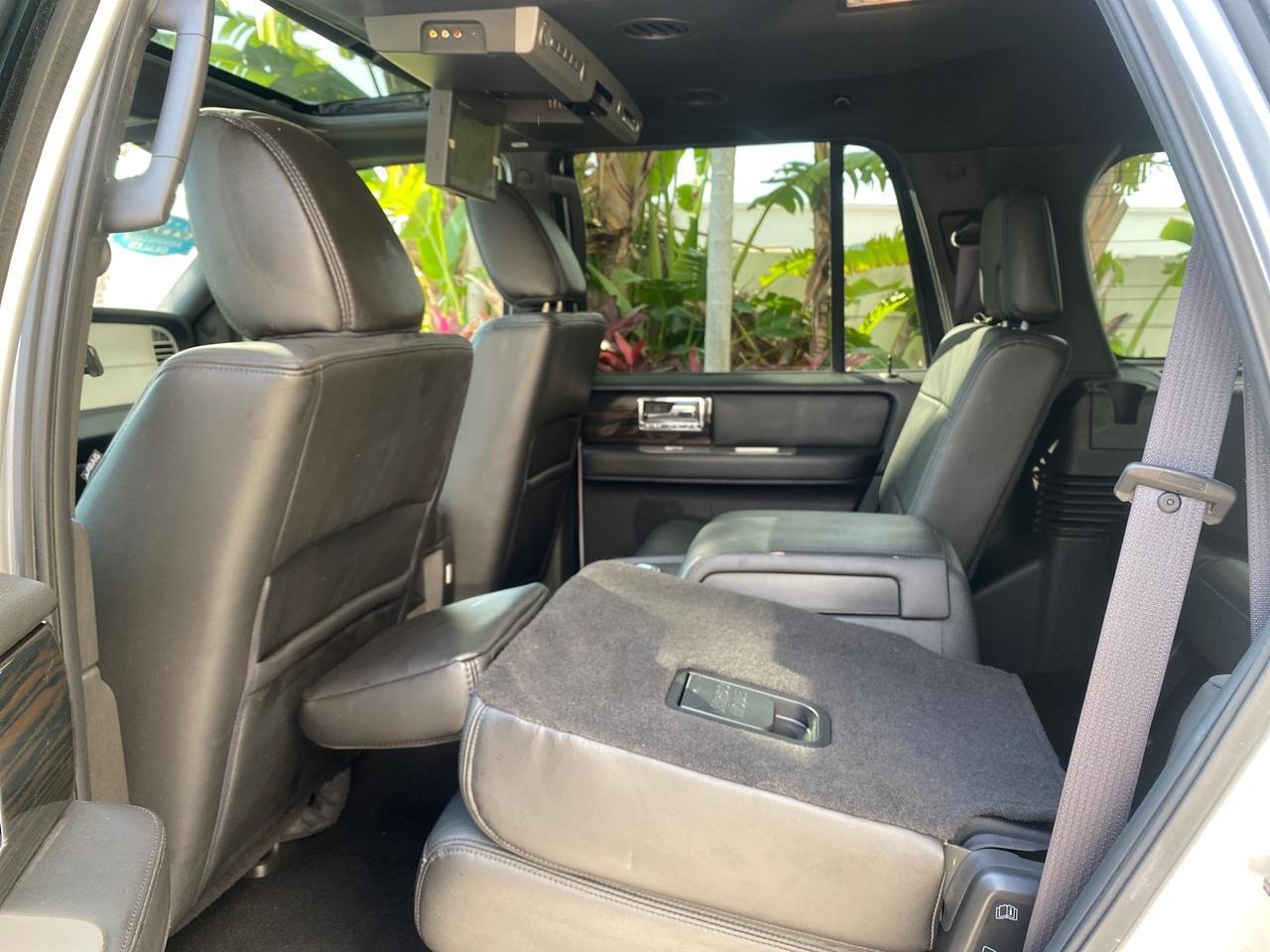 2010 Lincoln Navigator LOW MILES 49,245 NAV SUNROOF Pompano Beach FL