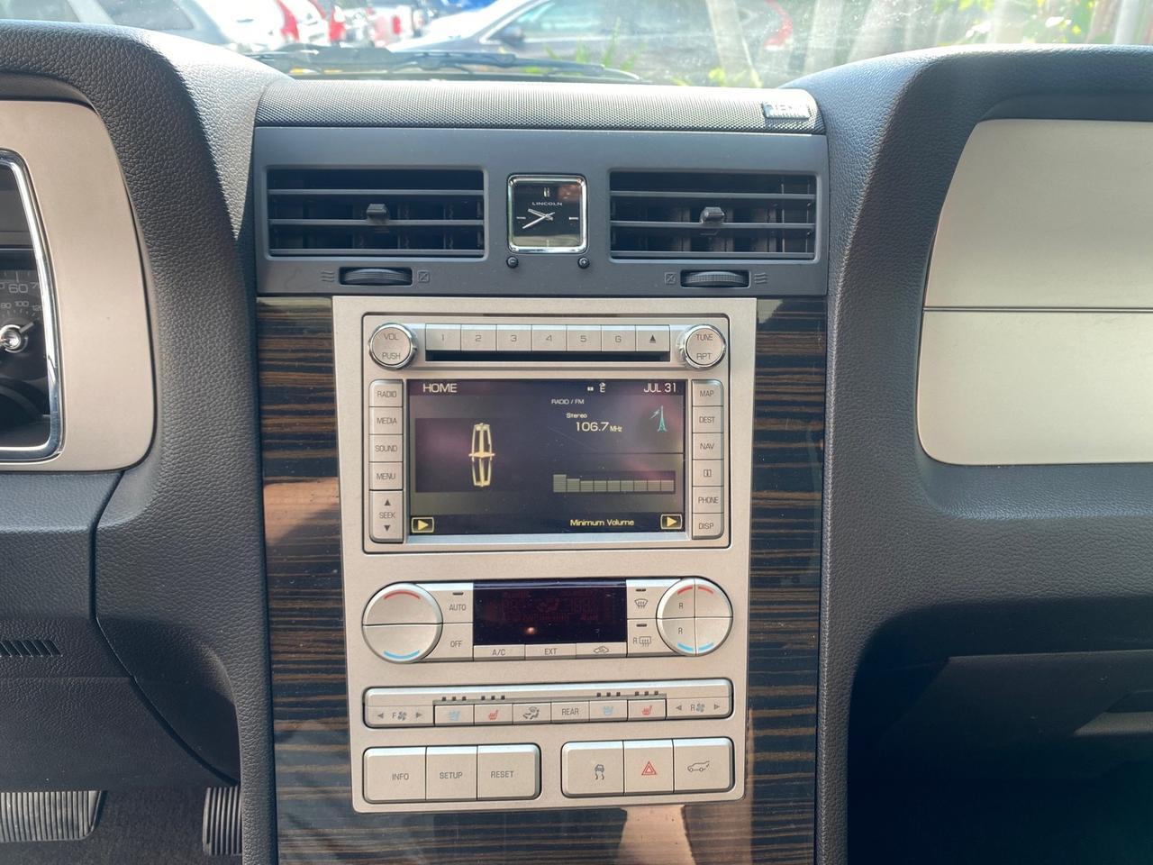 2010 Lincoln Navigator LOW MILES 49,245 NAV SUNROOF Pompano Beach FL