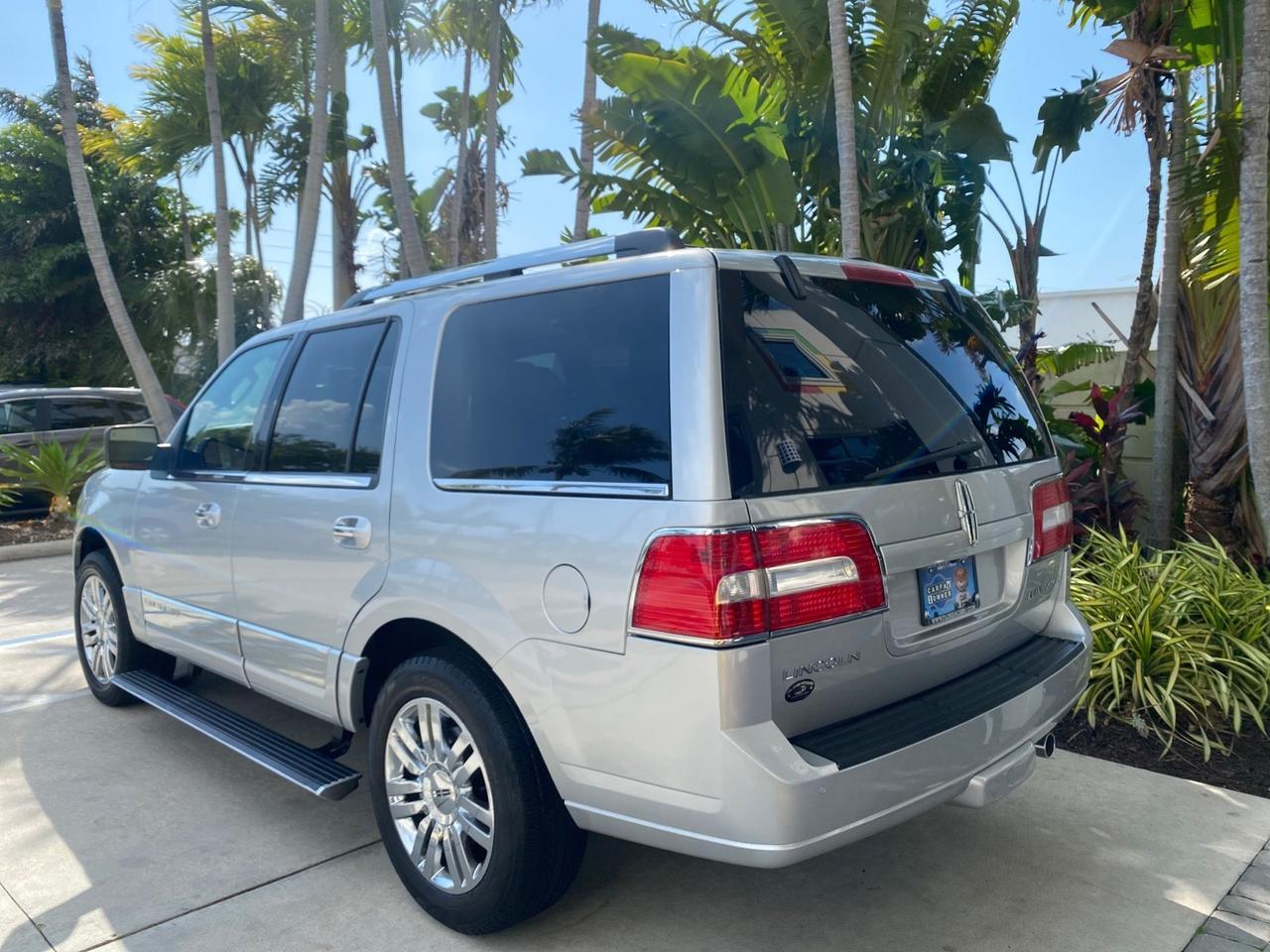 2010 Lincoln Navigator LOW MILES 49,245 NAV SUNROOF Pompano Beach FL