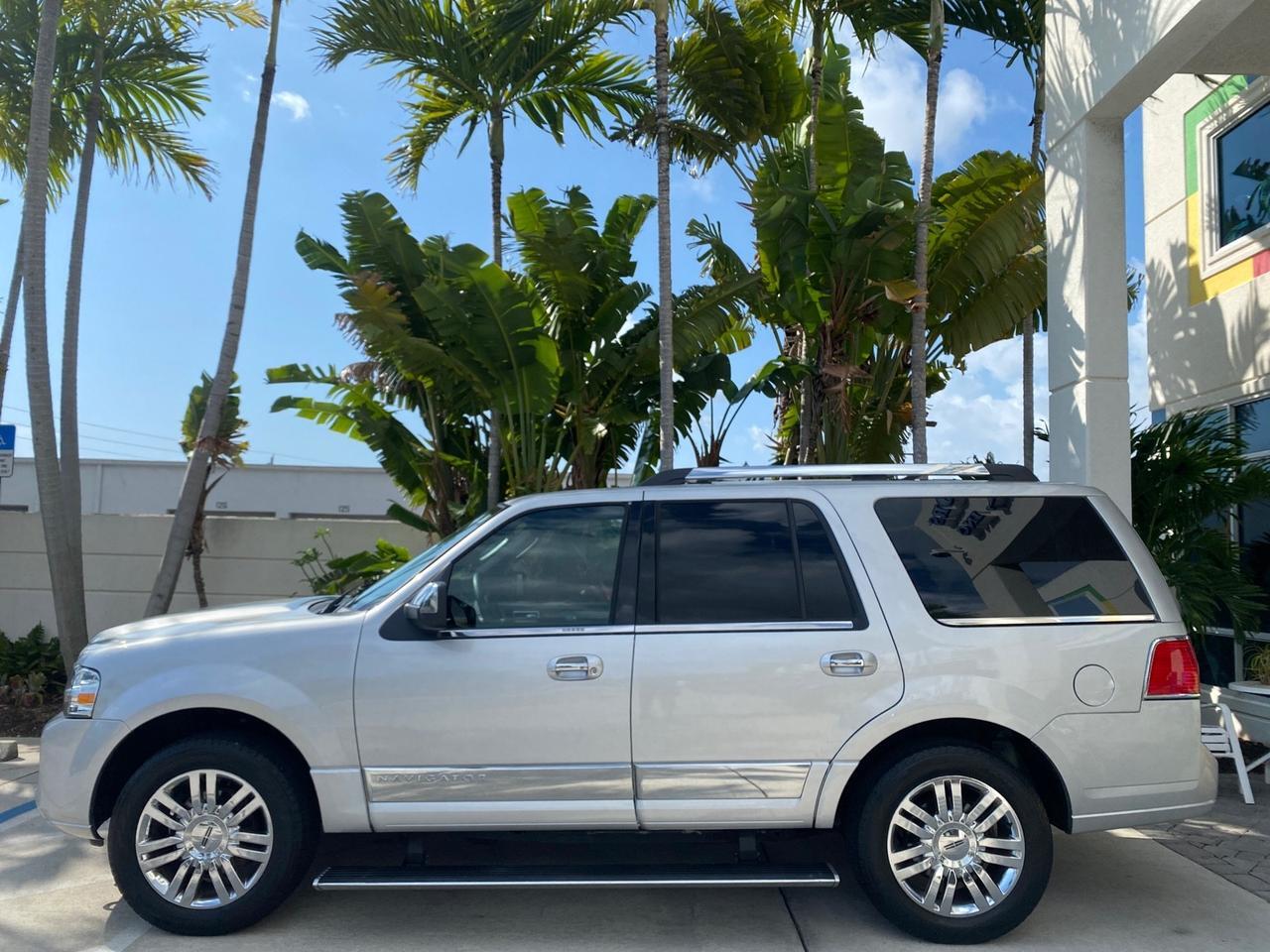 2010 Lincoln Navigator LOW MILES 49,245 NAV SUNROOF Pompano Beach FL