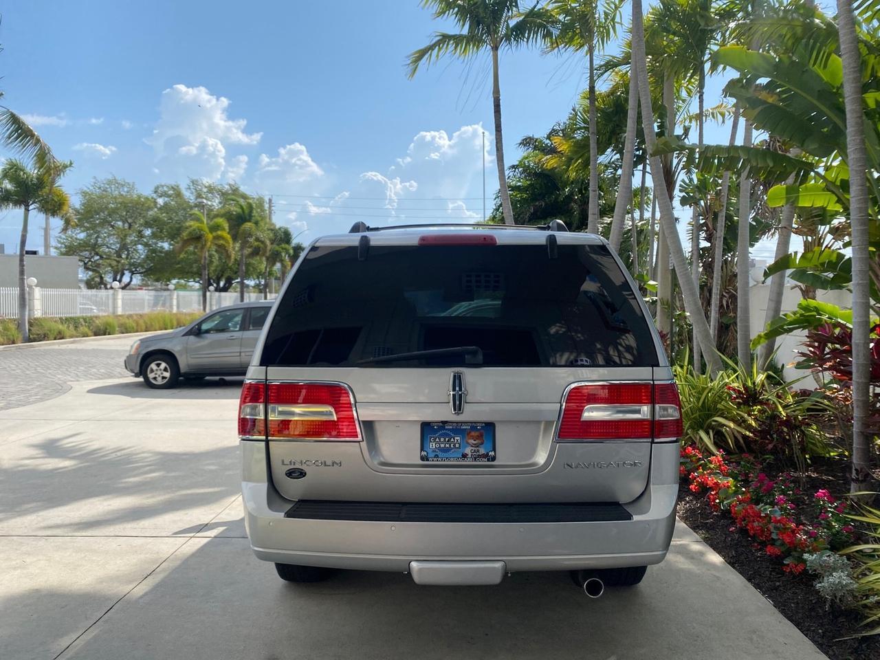 2010 Lincoln Navigator LOW MILES 49,245 NAV SUNROOF Pompano Beach FL