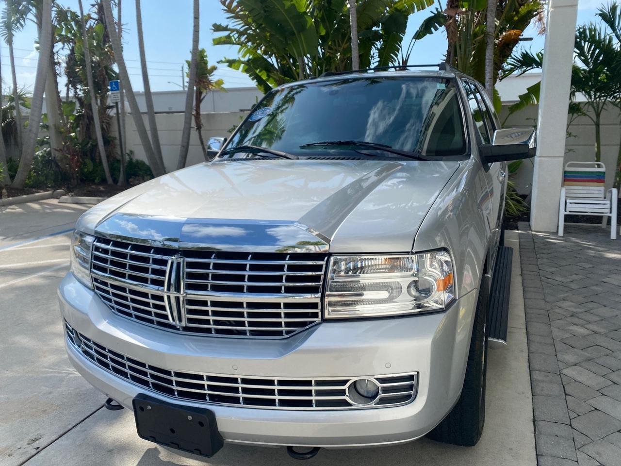 2010 Lincoln Navigator LOW MILES 49,245 NAV SUNROOF Pompano Beach FL
