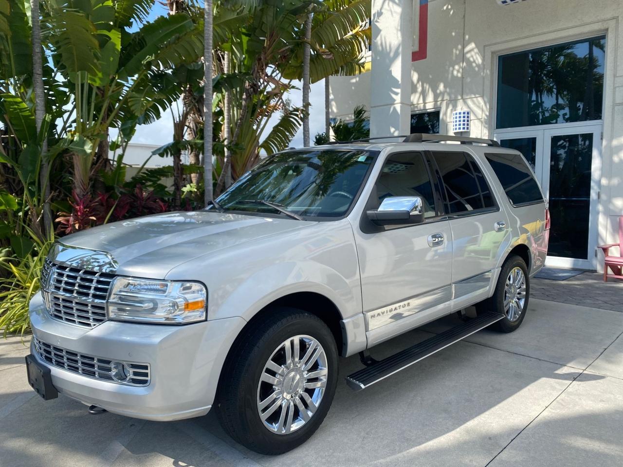 2010 Lincoln Navigator LOW MILES 49,245 NAV SUNROOF Pompano Beach FL