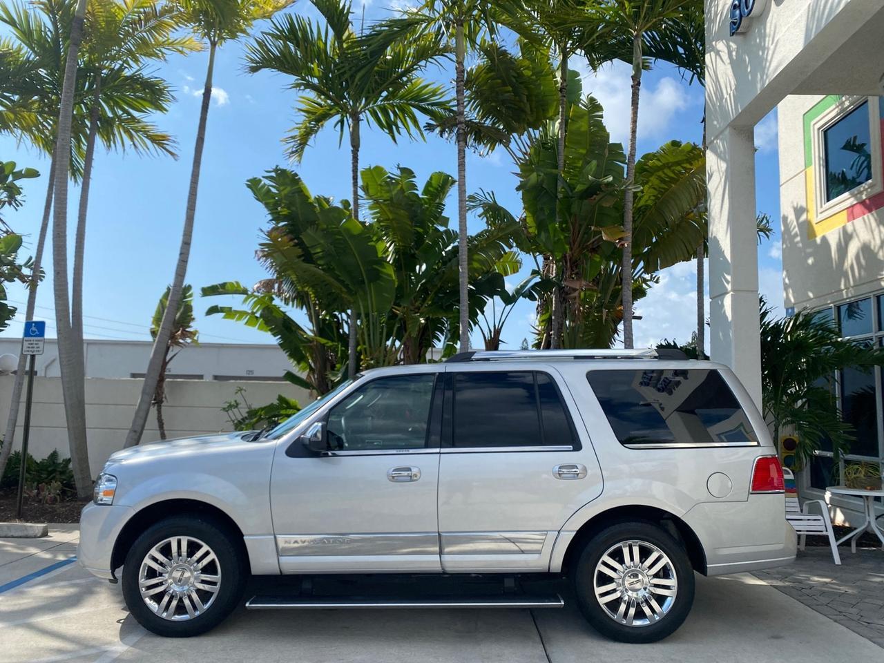 2010 Lincoln Navigator LOW MILES 49,245 NAV SUNROOF Pompano Beach FL