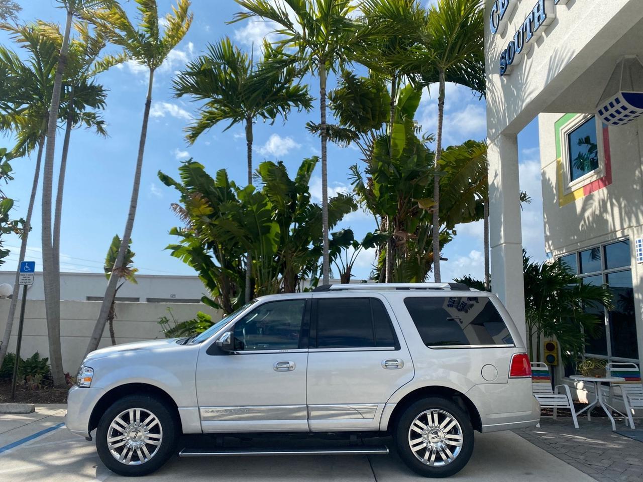 2010 Lincoln Navigator LOW MILES 49,245 NAV SUNROOF Pompano Beach FL
