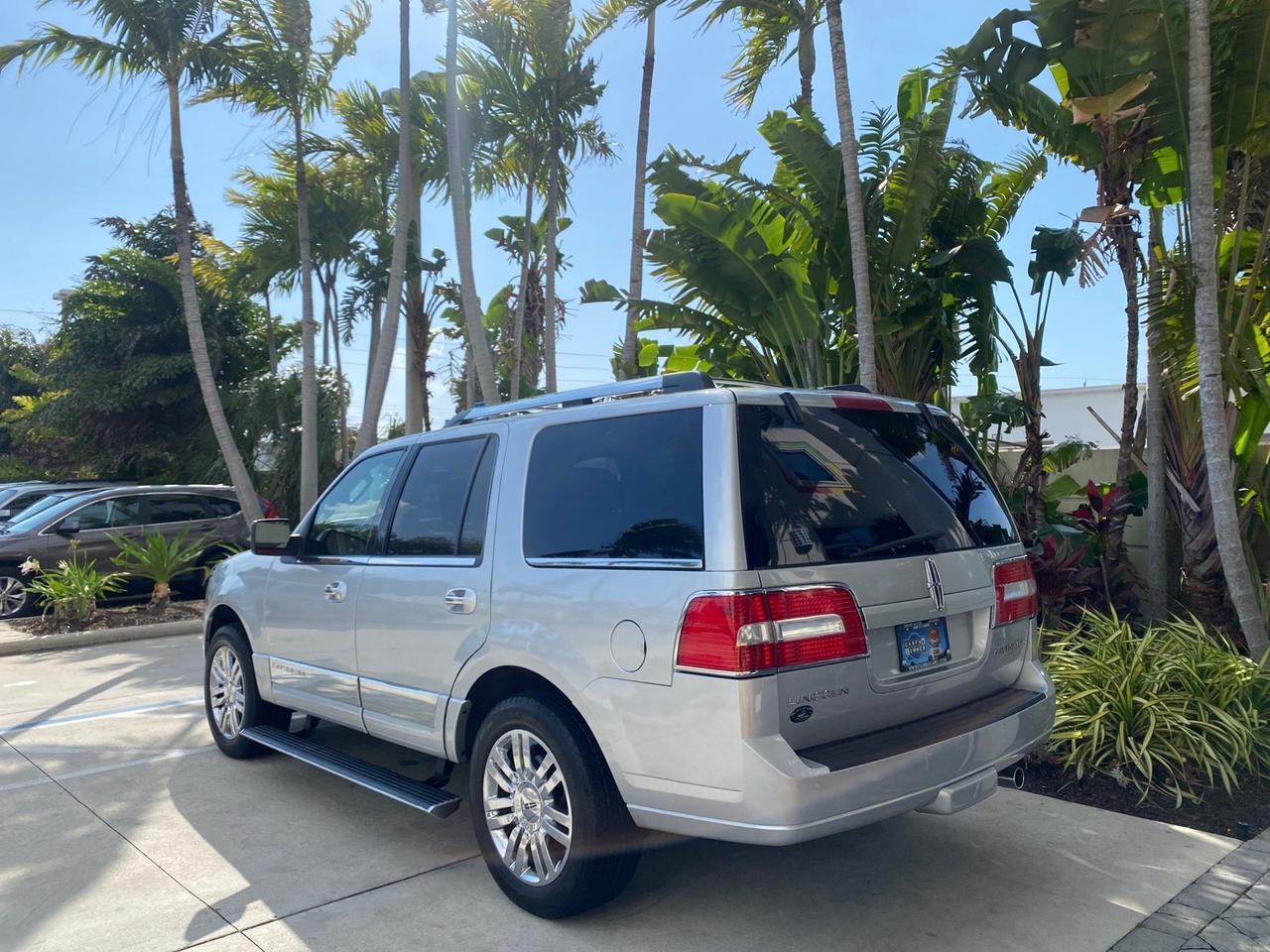 2010 Lincoln Navigator LOW MILES 49,245 NAV SUNROOF Pompano Beach FL