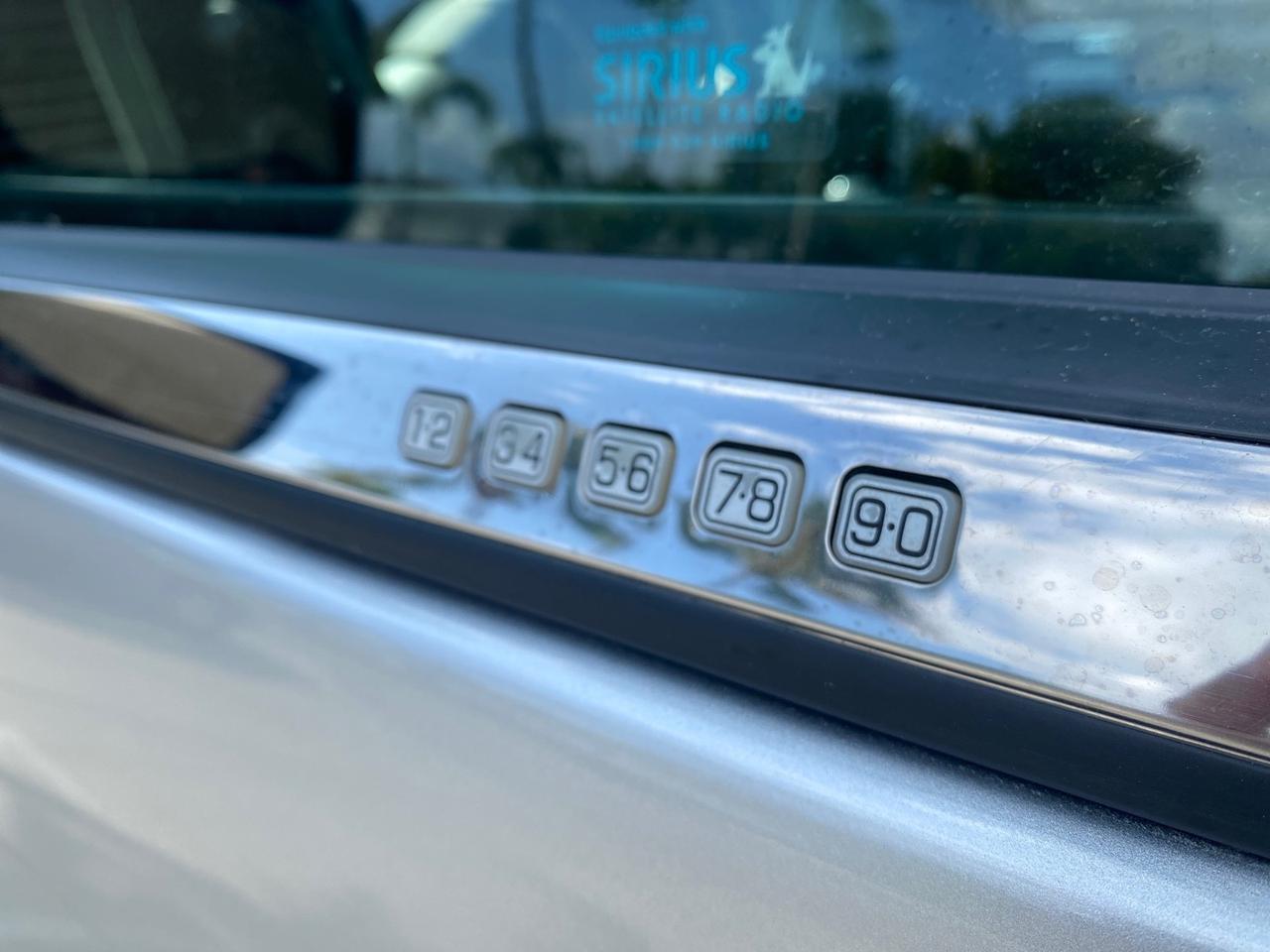 2010 Lincoln Navigator LOW MILES 49,245 NAV SUNROOF Pompano Beach FL