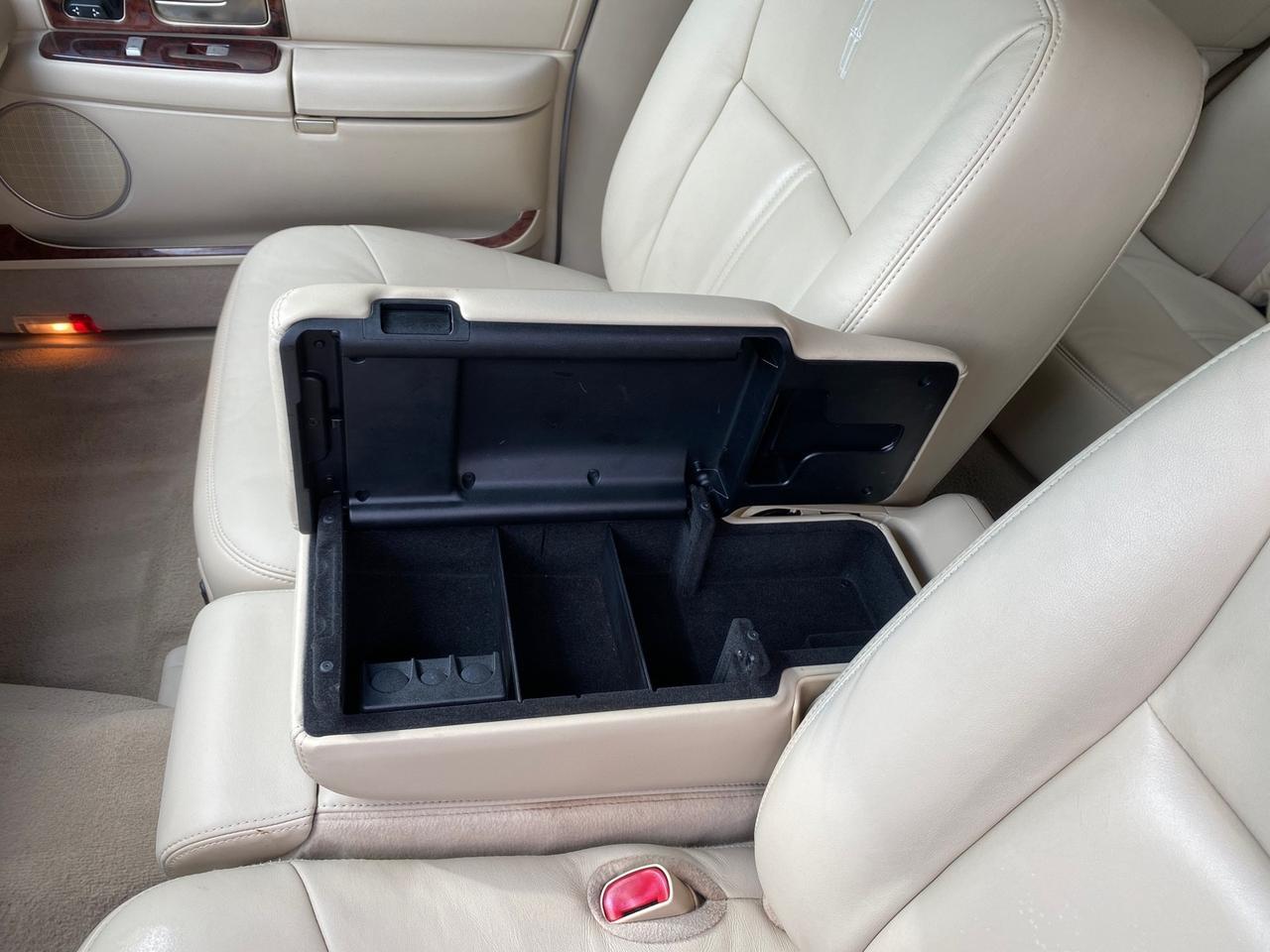 2010 Lincoln Town Car Signature Limited LOW MILES 47,515 Pompano Beach FL