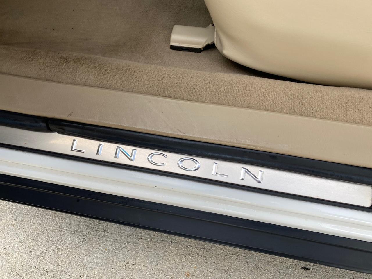 2010 Lincoln Town Car Signature Limited LOW MILES 47,515 Pompano Beach FL