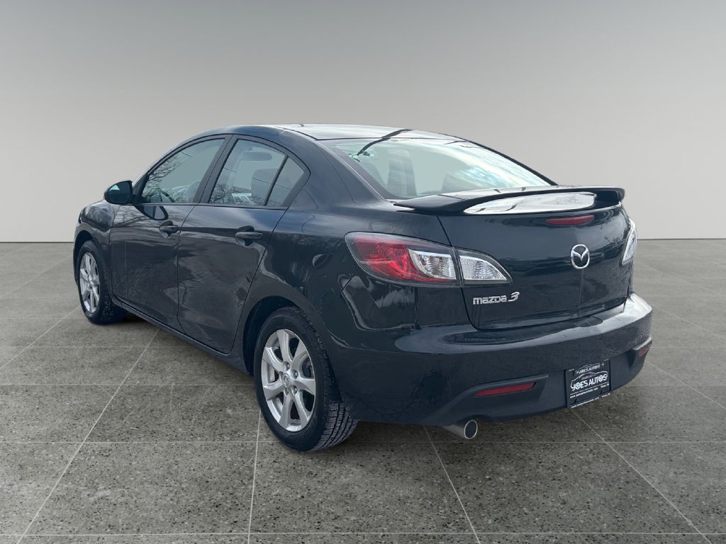 2010 MAZDA 3 I