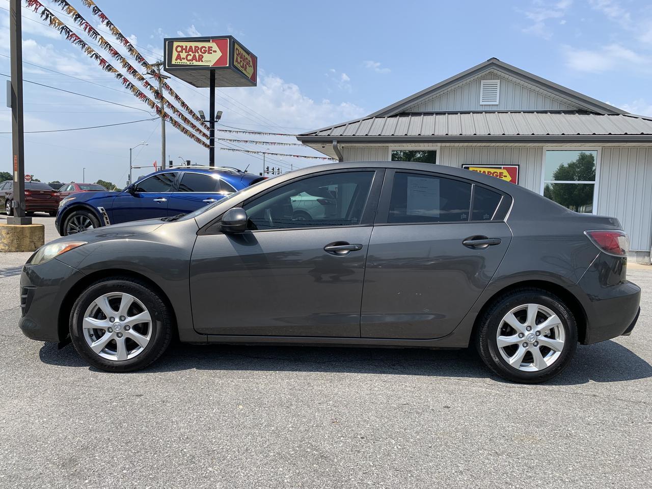 2010 MAZDA MAZDA3 i Touring Sedan 4D Aurora MO